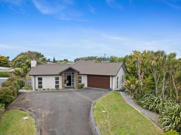 4 Links Drive, Waiwhakaiho, New Plymouth