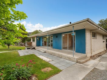 12 Glencarron Street, Alexandra