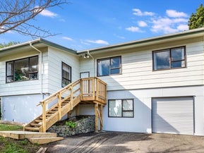 99 Leeward Drive, Whitby, Porirua