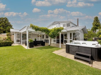 10 New Windsor Road, Avondale, Auckland