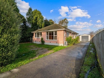 17 Leicester Crescent, Hoon Hay, Christchurch