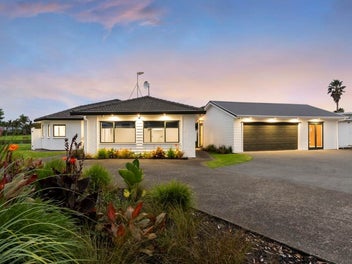 1162 East Coast Road, Pokeno