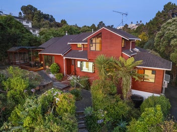 1 Wesley Bay Glade, Hillsborough, Auckland