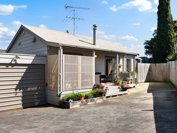 4B Fernleigh Avenue, Waiuku, Waiuku