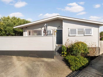 4 Rangitane Place, Lynfield, Auckland
