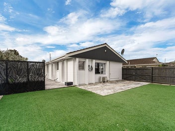 1/26 Airfield Road, Takanini, Auckland