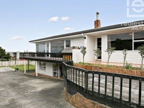 49 Mellons Bay Road, Mellons Bay, Auckland