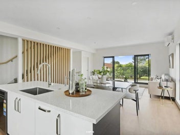5/21 Erima Avenue, Point England, Auckland