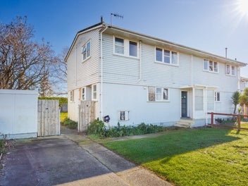 35 Stephens Crescent, Highbury, Palmerston North