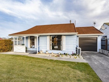 4 Amberley Beach Road, Amberley, Amberley