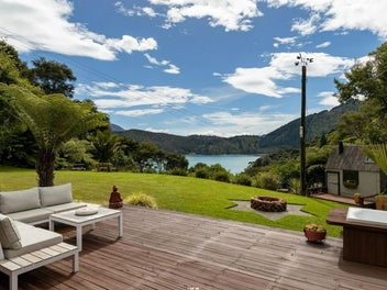 886 Kenepuru Road, Picton