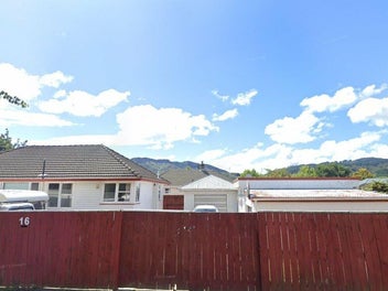 16 Davis Crescent, Elderslea, Upper Hutt