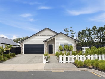 17 Smithson Street, Wainui, Wainui
