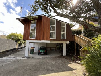 25 Geoffrey Road, Torbay, Auckland