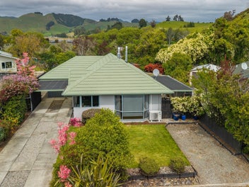 24 Rintoul Place, Brightwater, Brightwater