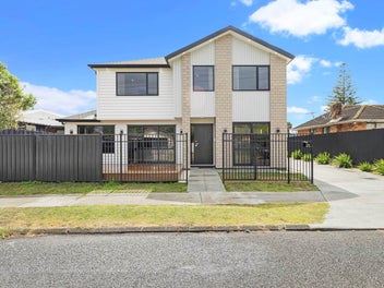 25 Steven Street, Mangere East, Auckland