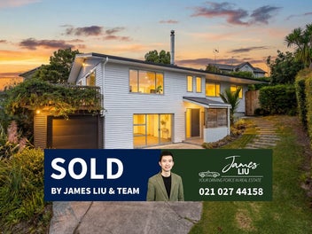 3 Idyll Place, Northcross, Auckland