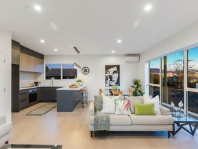 80 Royal Road, Massey, Auckland