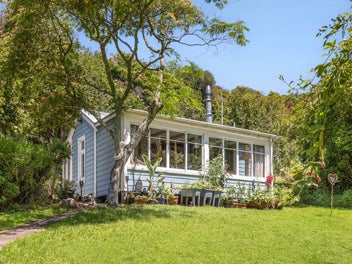 6 Airlie Street, Glenduan, Nelson