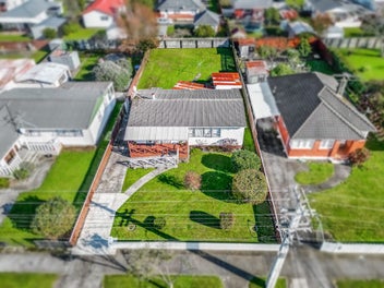 19 Davis Crescent, Elderslea, Upper Hutt