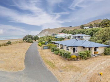 62 BEACH RD , PORANGAHAU