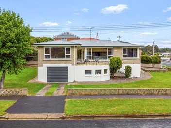 5 Brooklyn Street, Green Island, Dunedin