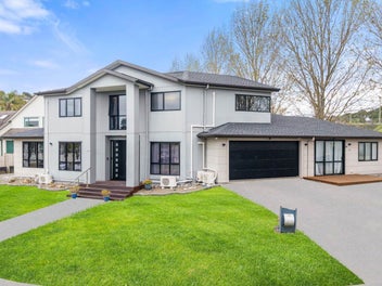 30 Graham Collins Drive, Windsor Park, Auckland