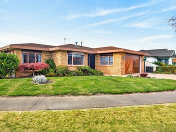6 Cheval Place, Taradale, Napier