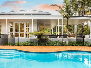 27 Almond Grove, Greenhithe, Auckland