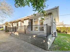 2/12 Bridge Street, Melling, Lower Hutt