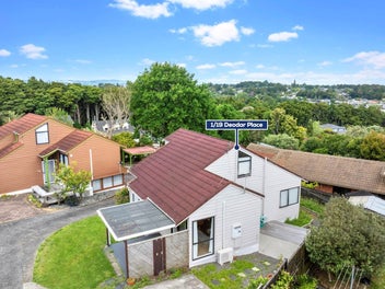 1/19 Deodar Place, Totara Heights, Auckland