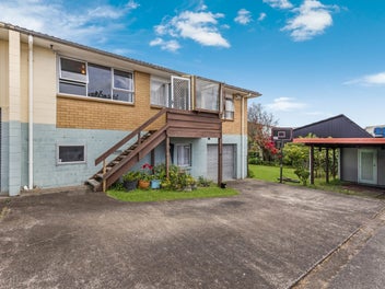 18B Lidcombe Place, Avondale, Auckland