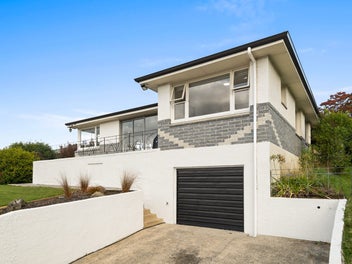 15 Kennedy Road, Fairfield, Dunedin