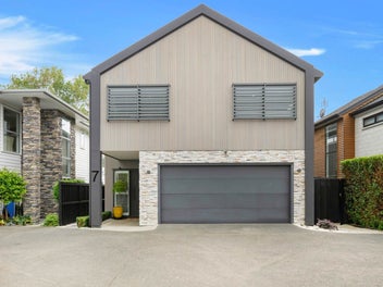 7 Tomonga Way, Bucklands Beach, Auckland