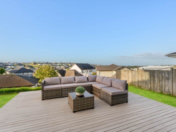 16 Ormonde Drive, Silverdale, Silverdale