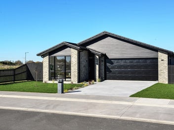 18 Tiroake Street, Ruakura, Hamilton