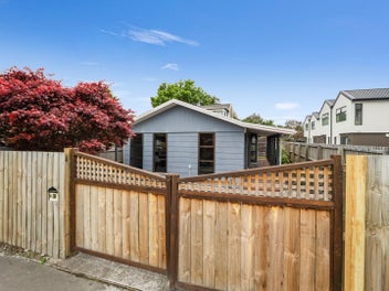 2/42 Heywood Terrace, Richmond, Christchurch