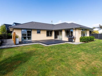 95 Severn Street, Green Island, Dunedin