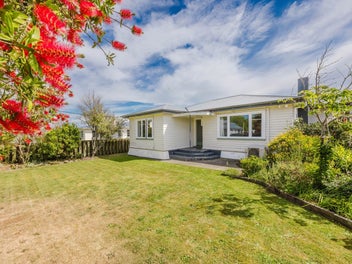 12 Woburn Street, Waipukurau, Waipukurau