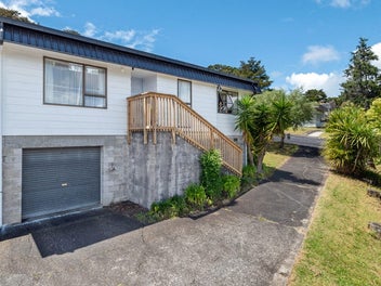 1/4 Tusac Place, Tōtara Vale, Auckland