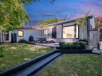 7 Leven Lane, Totara Heights, Auckland