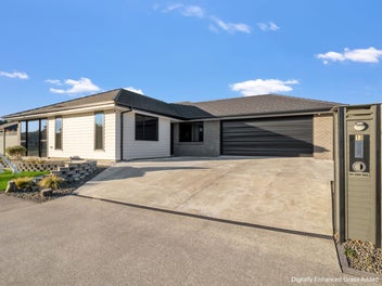 13 Pearl Grove, Ashhurst, Ashhurst