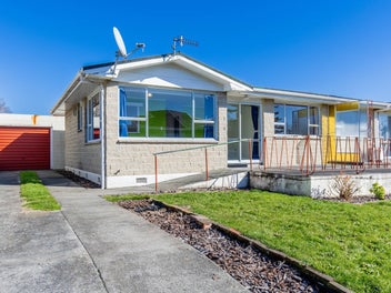 2/5 Lichfield Street, Stoke, Nelson