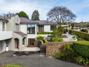 10 Braeview Crescent, Maori Hill, Dunedin