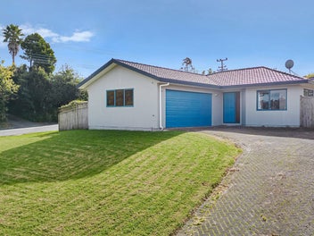 2 Kasia Close, Massey, Auckland