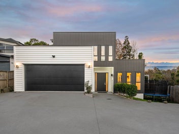 16B Capricorn Place, Browns Bay, Auckland