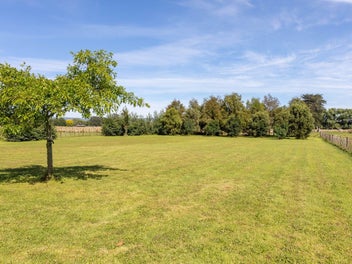 81934 State Highway 2, Pahiatua