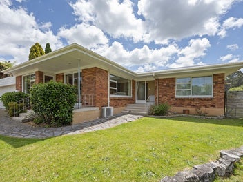 16 Campbell Place, Pukehangi, Rotorua
