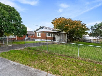 4 Boundary Road, New Windsor, Auckland
