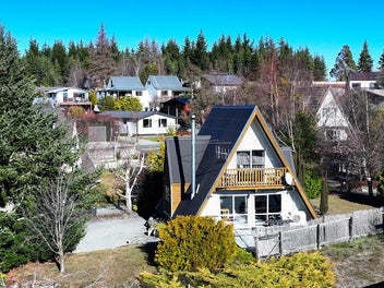 6 Jeune Street, Lake Tekapo